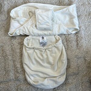 Ergobaby swaddler - never used